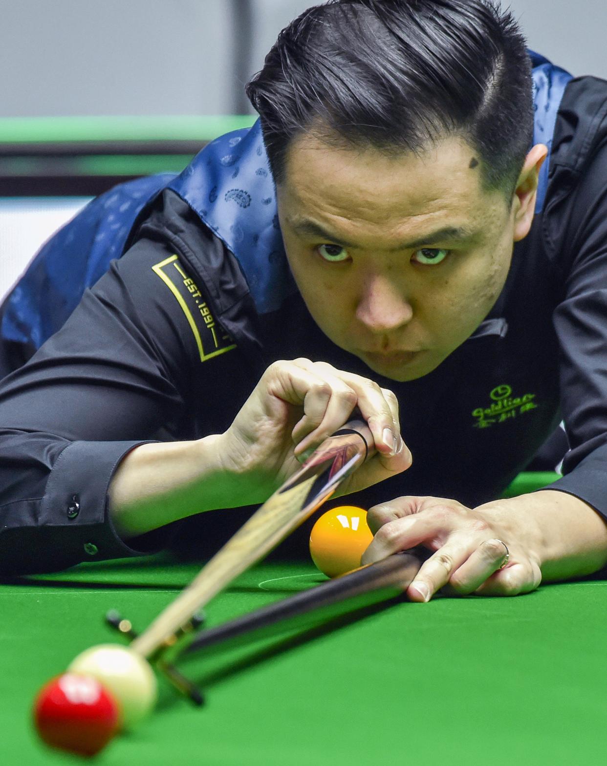 奇在场上保 奇在场上保