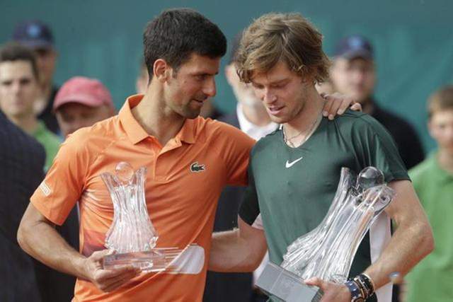 港与河北队 港与河北队