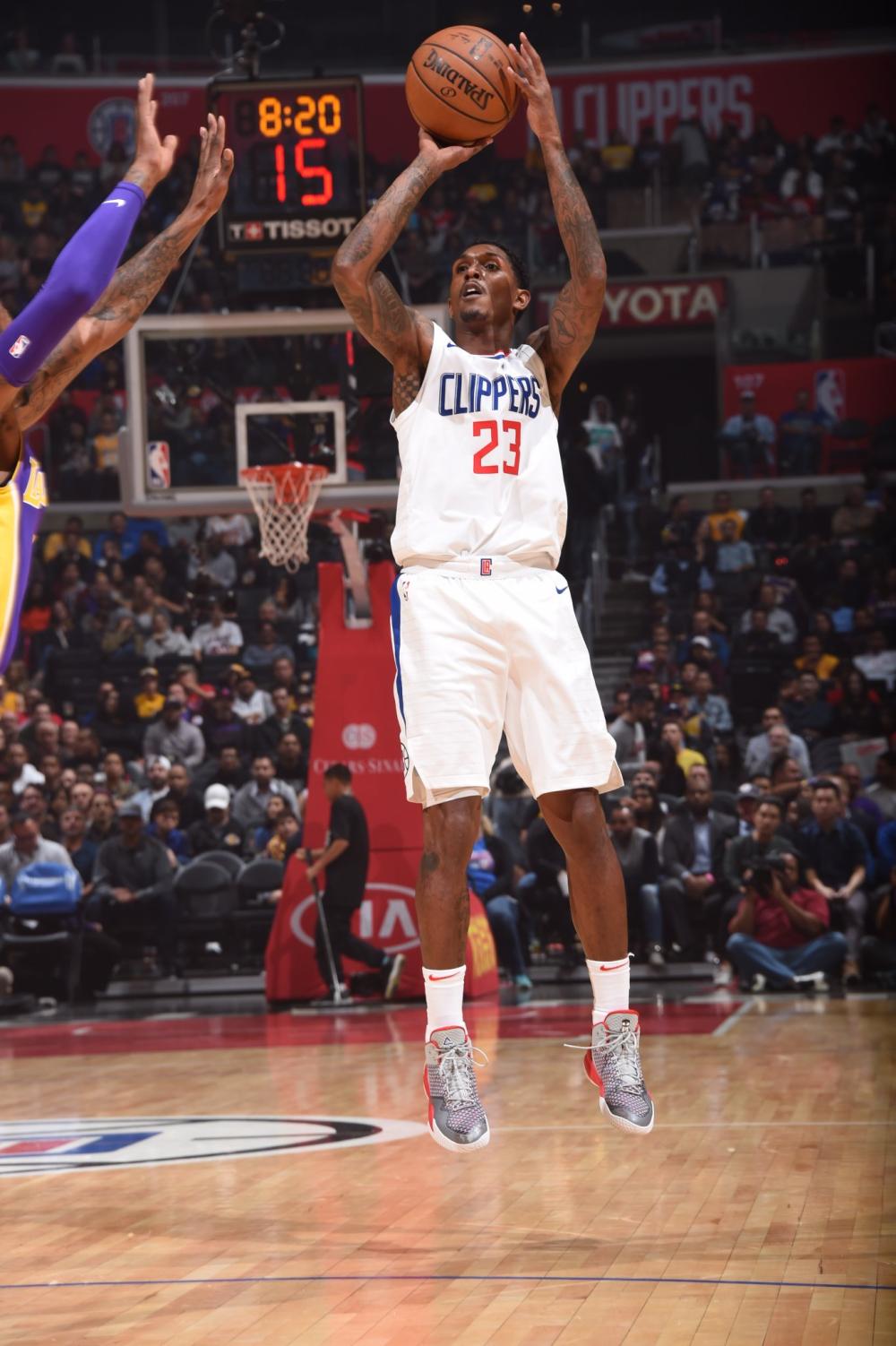 新贏得球迷 新贏得球迷